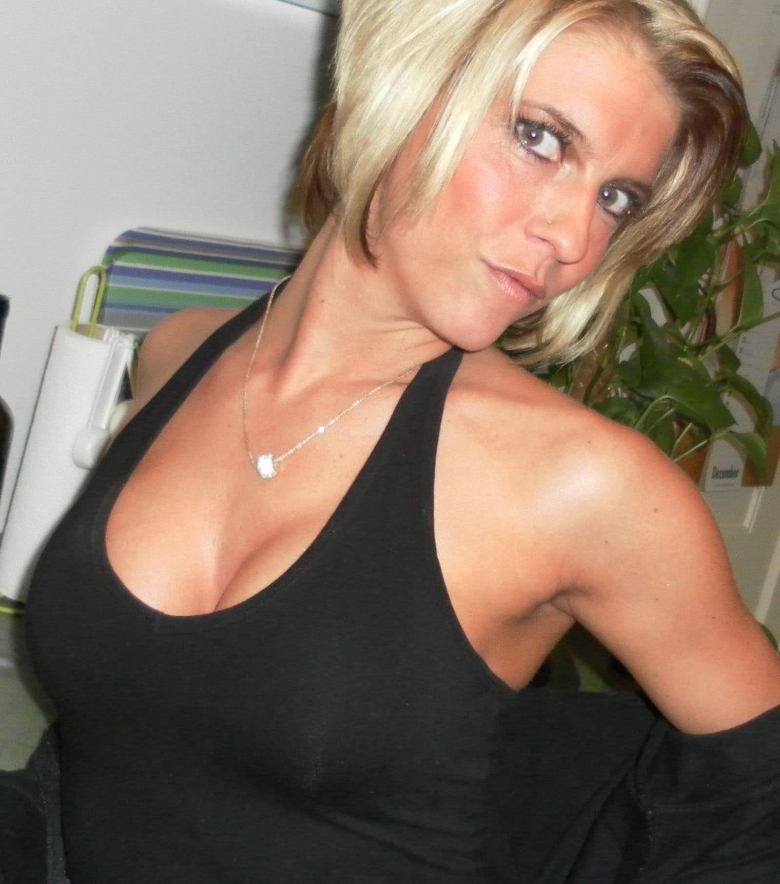 Coquine réellement sexy cherche un mec séduisant